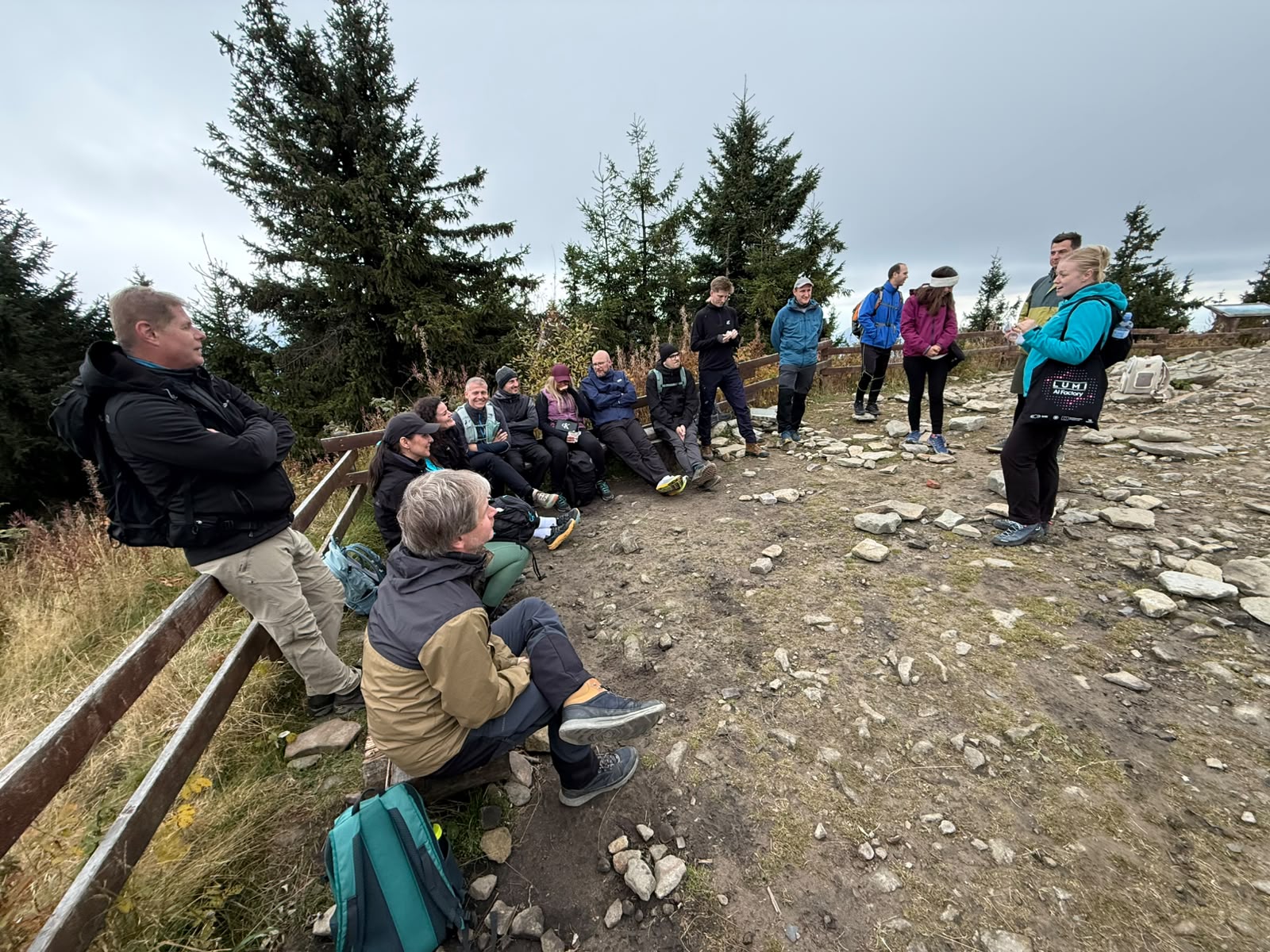 3. AI Walk & Talk — Lysá hora — fotka 8